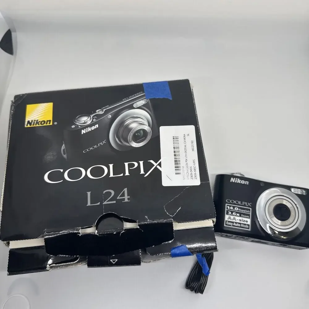 Nikon Coolpix L24 14.0 MP Compact Digital Camera - Tested - Black Boxed